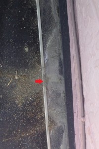 こちらの箇所はスレート屋根の捨て谷といいます。