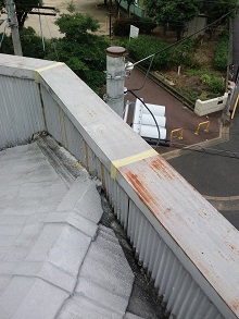 笠木からの雨漏り（現場・大阪府）