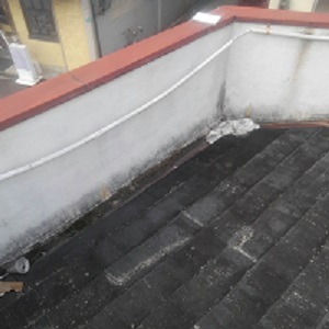 パラペット屋根の雨漏り原因　緩勾配