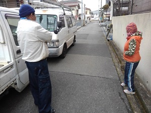 豊中市で屋根の修理をとてもスバヤクしてました　2018.1.28