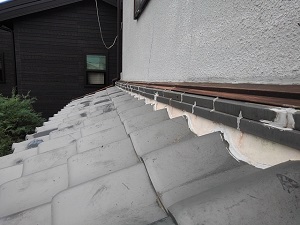 箕面市の壁際雨漏り修理　2019.6.26