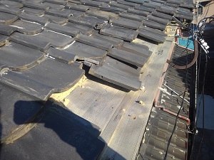 岸和田市の瓦屋根修理・雨漏り修理