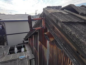 岸和田市の雨漏り修理・屋根修理
