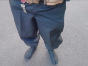 屋根修理職人さん