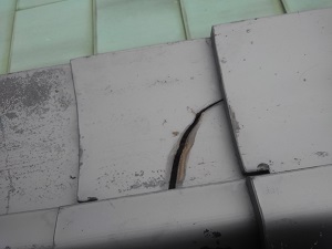 堺市の瓦屋根雨漏り修理
